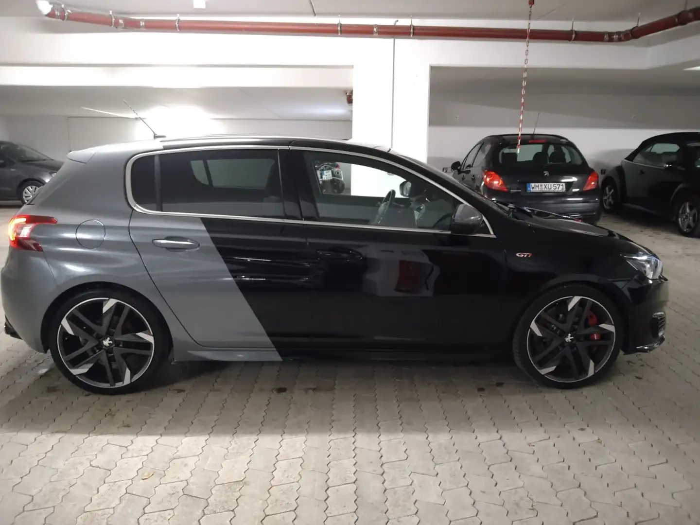 Peugeot 308 308 GTi by Sport Black - 2