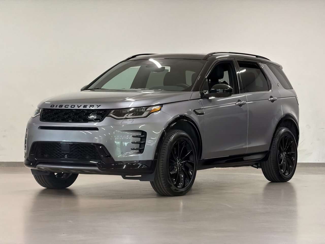 2025 Land Rover Discovery Sport Dynamic SE 4WD CPO Warranty included. Financing av — снимка 1