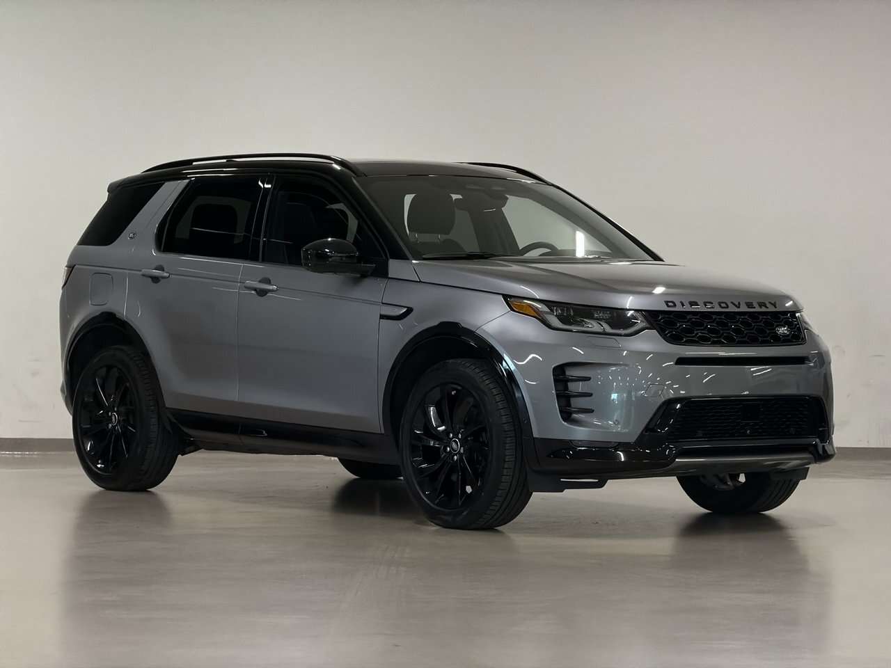 2025 Land Rover Discovery Sport Dynamic SE 4WD CPO Warranty included. Financing av — снимка 1
