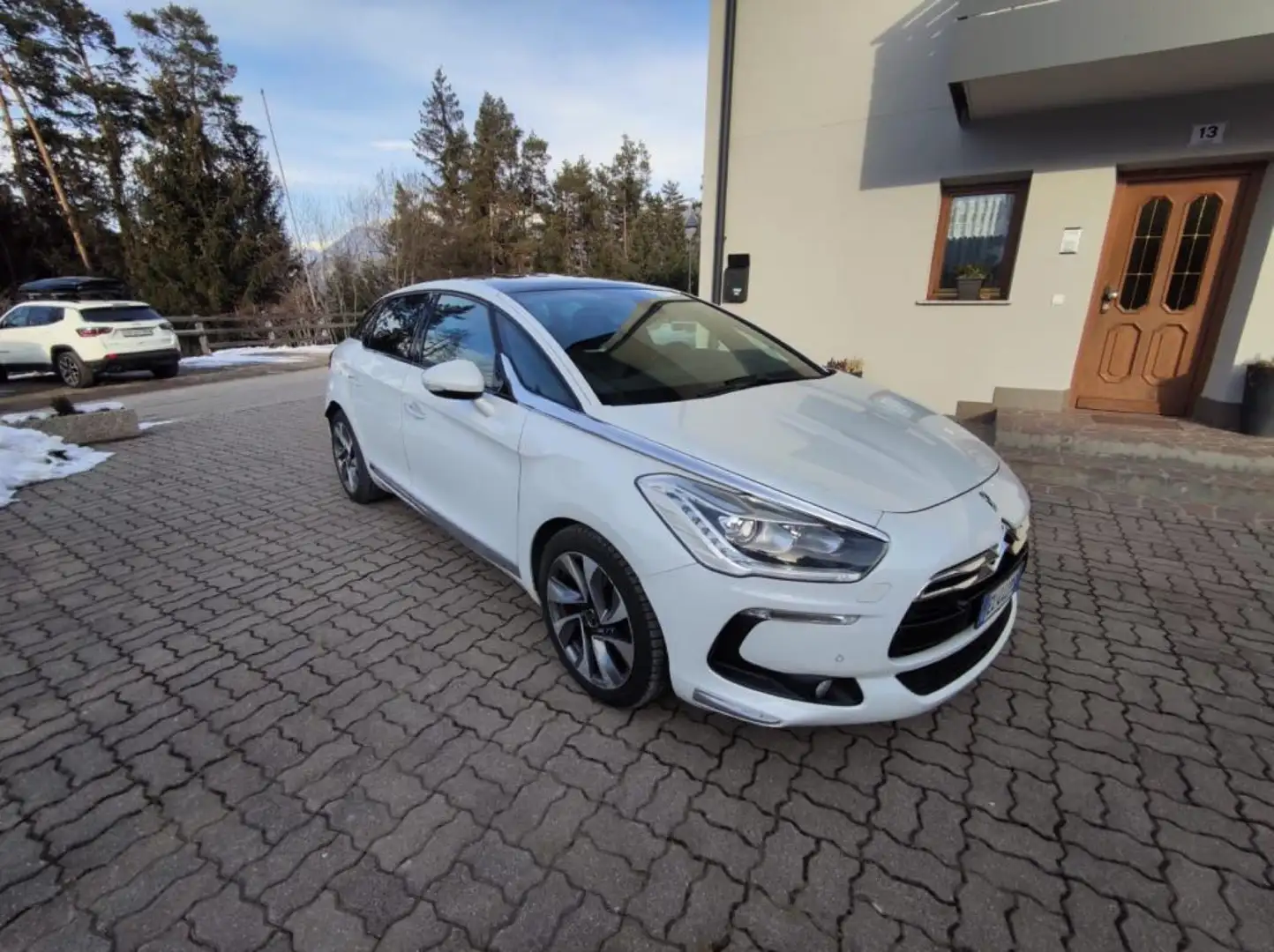 Citroen DS5 2.0 hdi Pure Pearl 190cv - 1