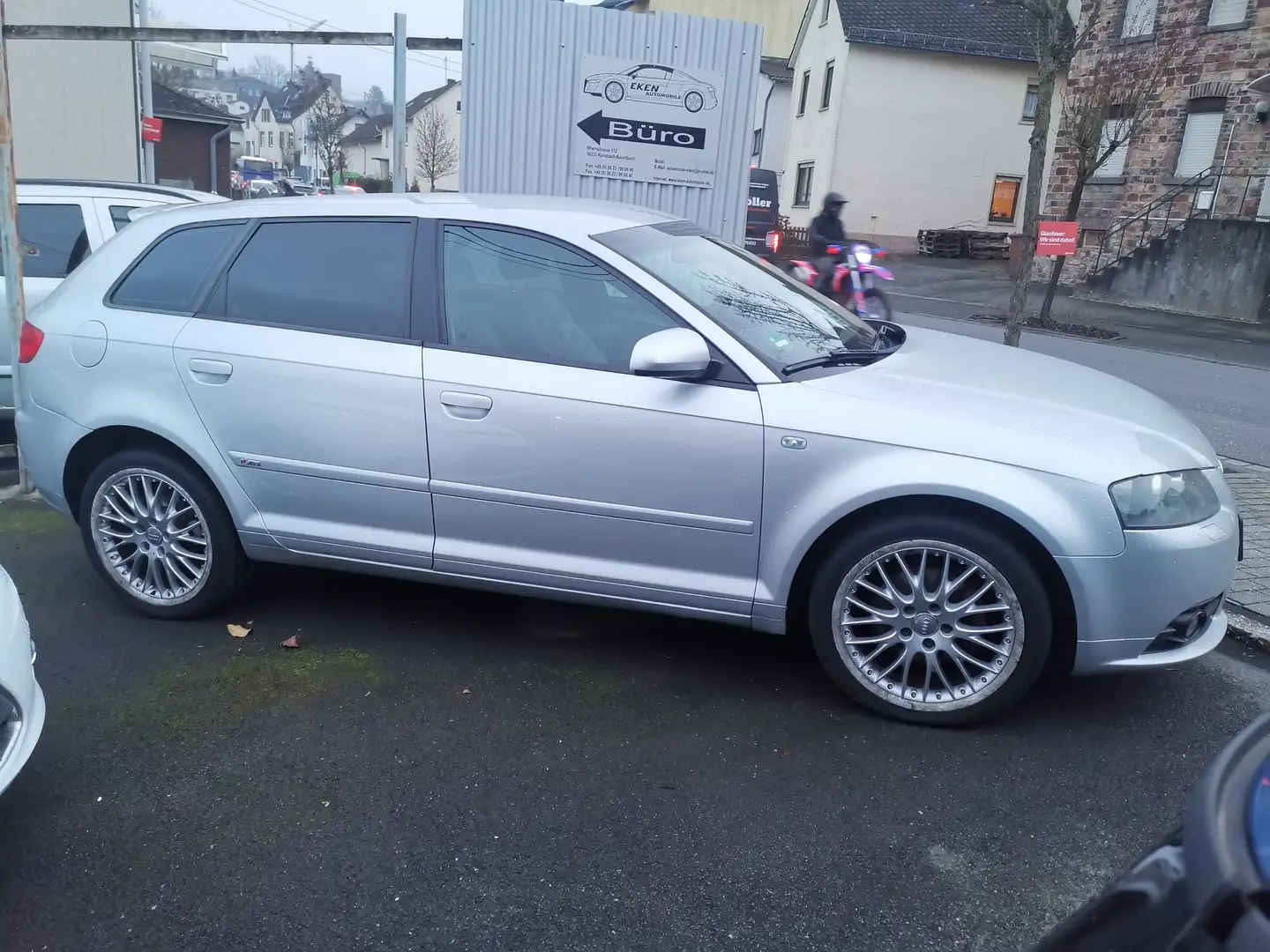 Audi A3 2.0 TDI Sportback S-Line Automatik Viel Neuteile Argent - 2