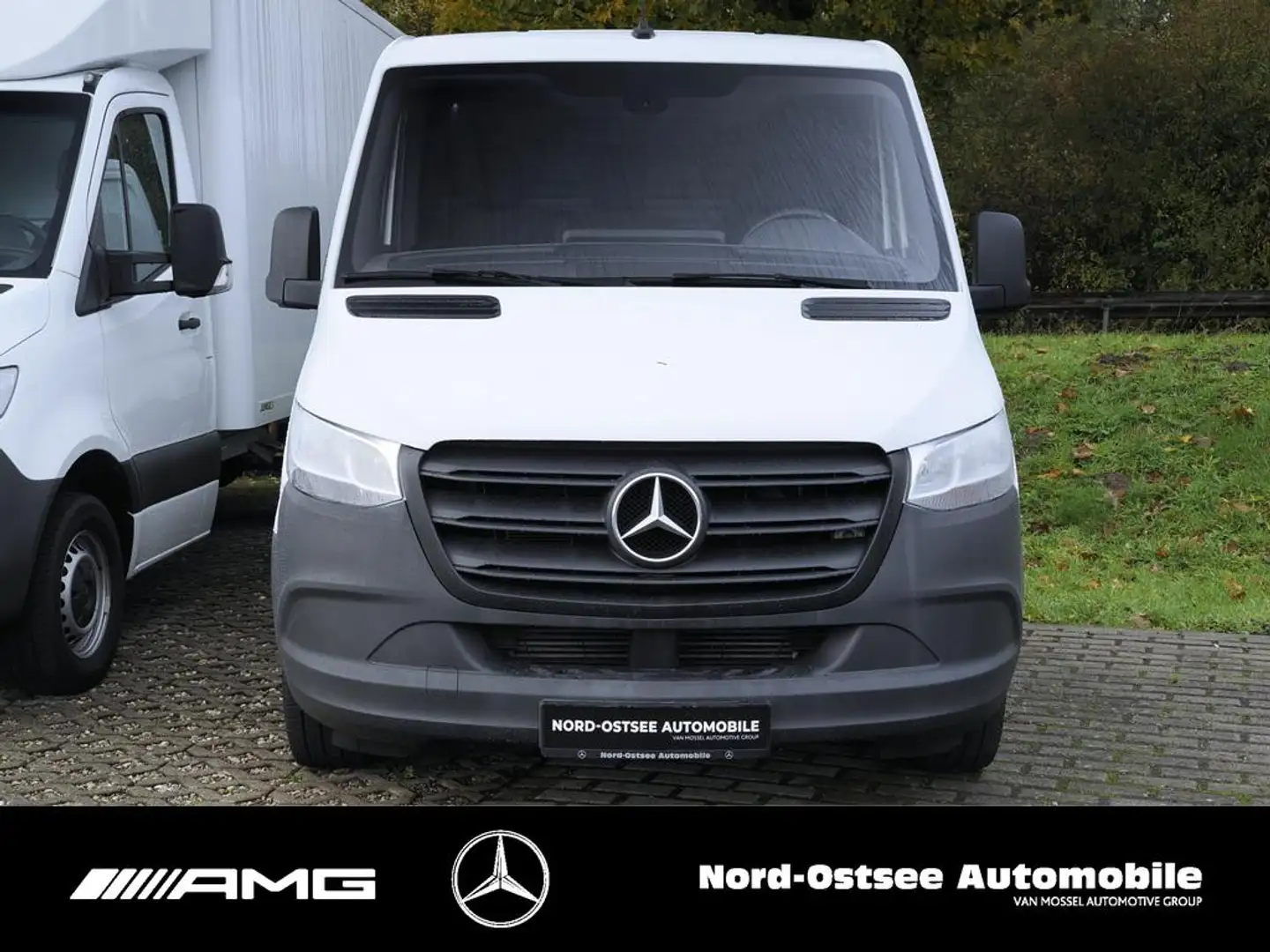 Mercedes-Benz Sprinter 211 L1H1 AHK DAB Blanc - 2