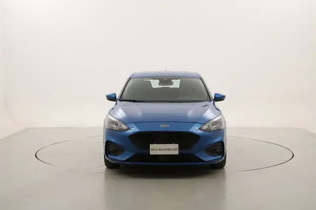 Ford Focus view 8