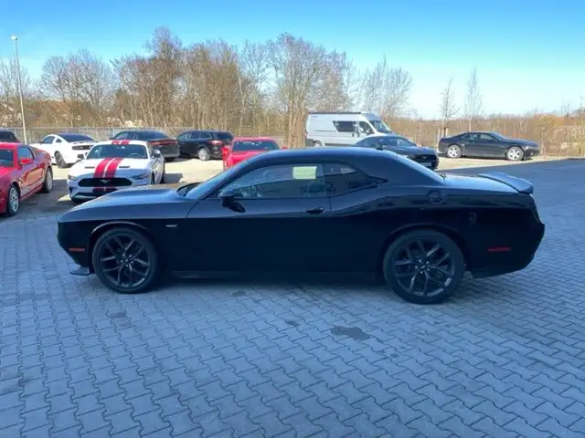 Dodge Challenger SXT NAVI Kamera Leder Sitzheizung 20 Zoll