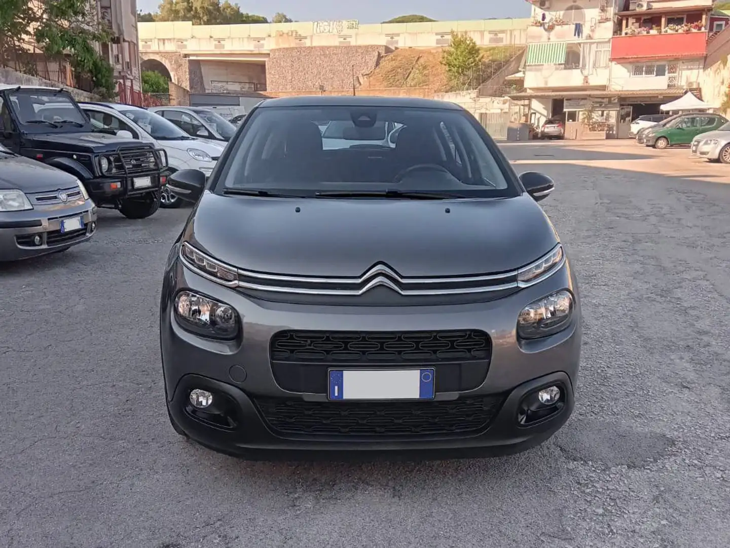 Citroen C3 1.2 83 S&S Shine 2017 Grigio - 2