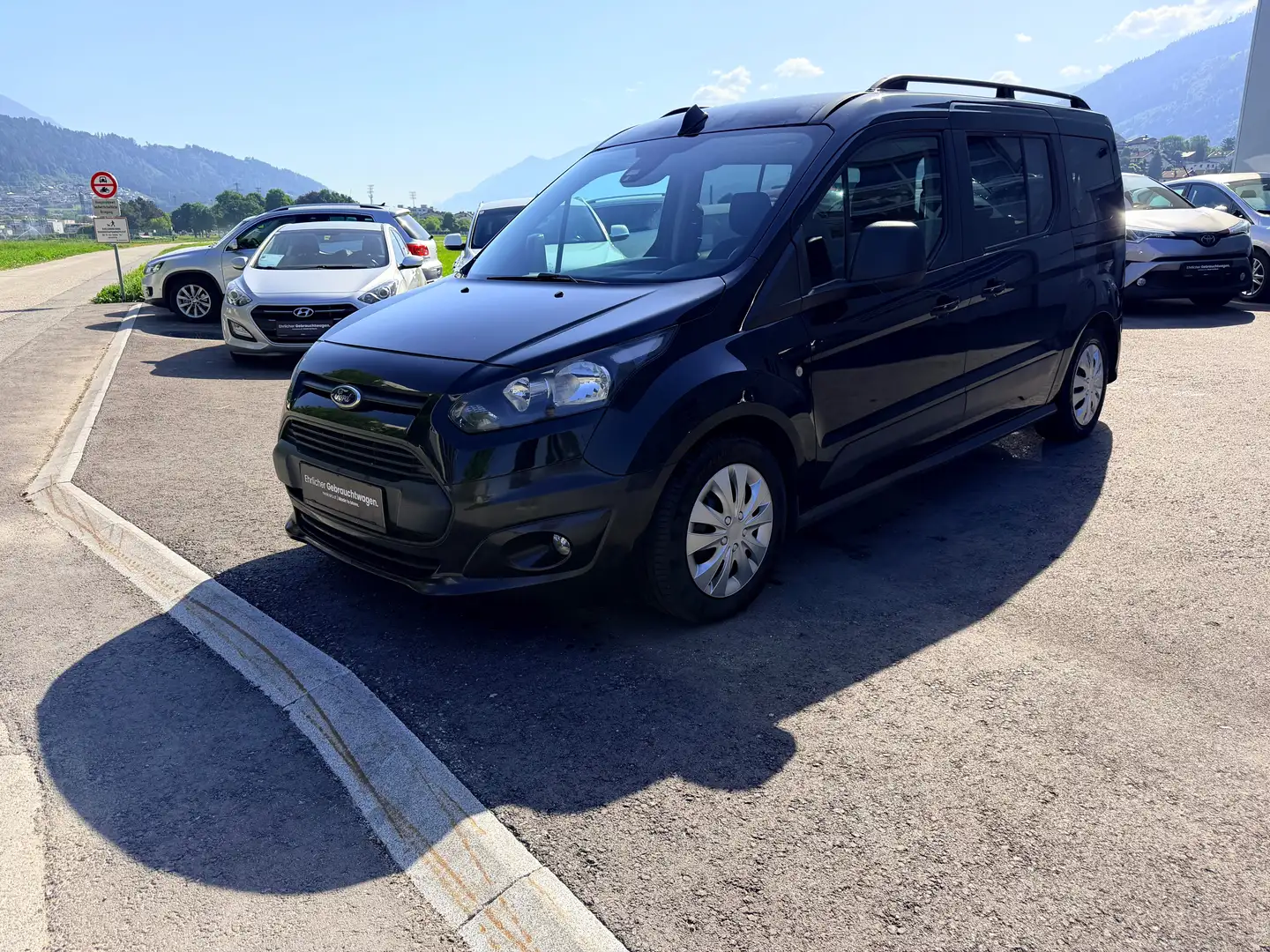 Ford Tourneo Connect Trend Schwarz - 1