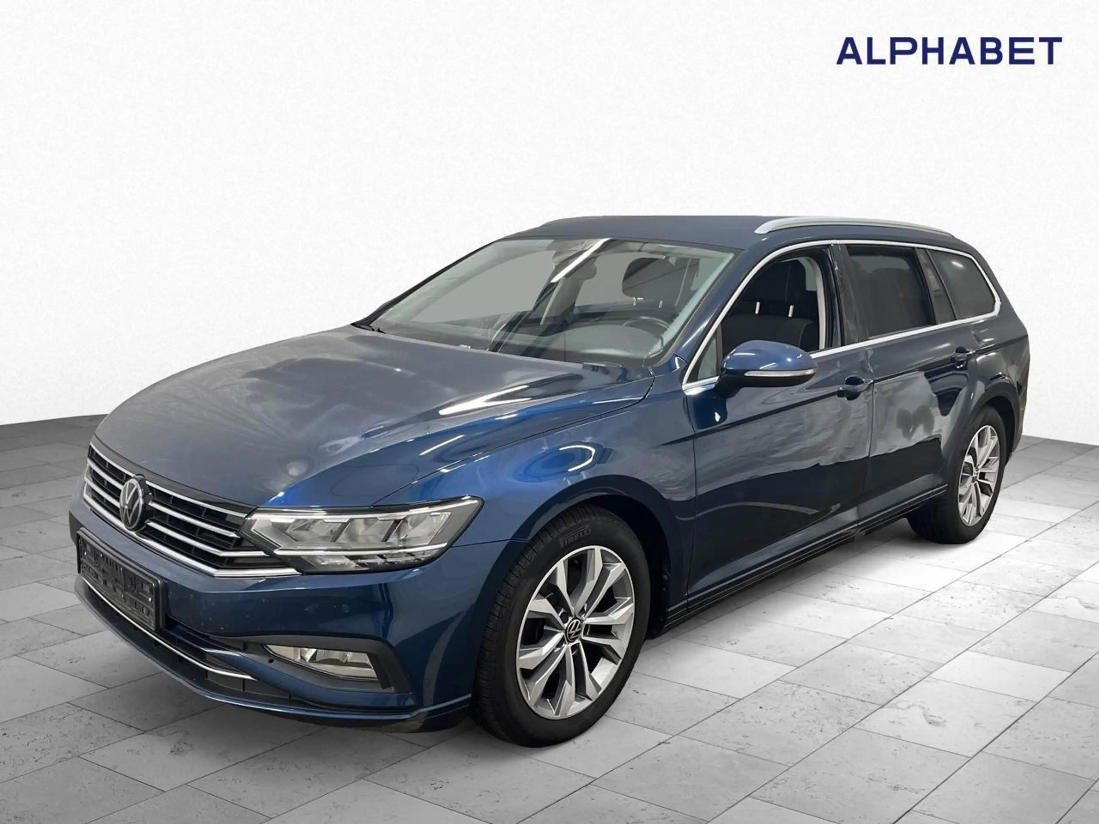 Volkswagen Passat Variant 2.0 TDI BMT Business R-Line AHK — photo 2