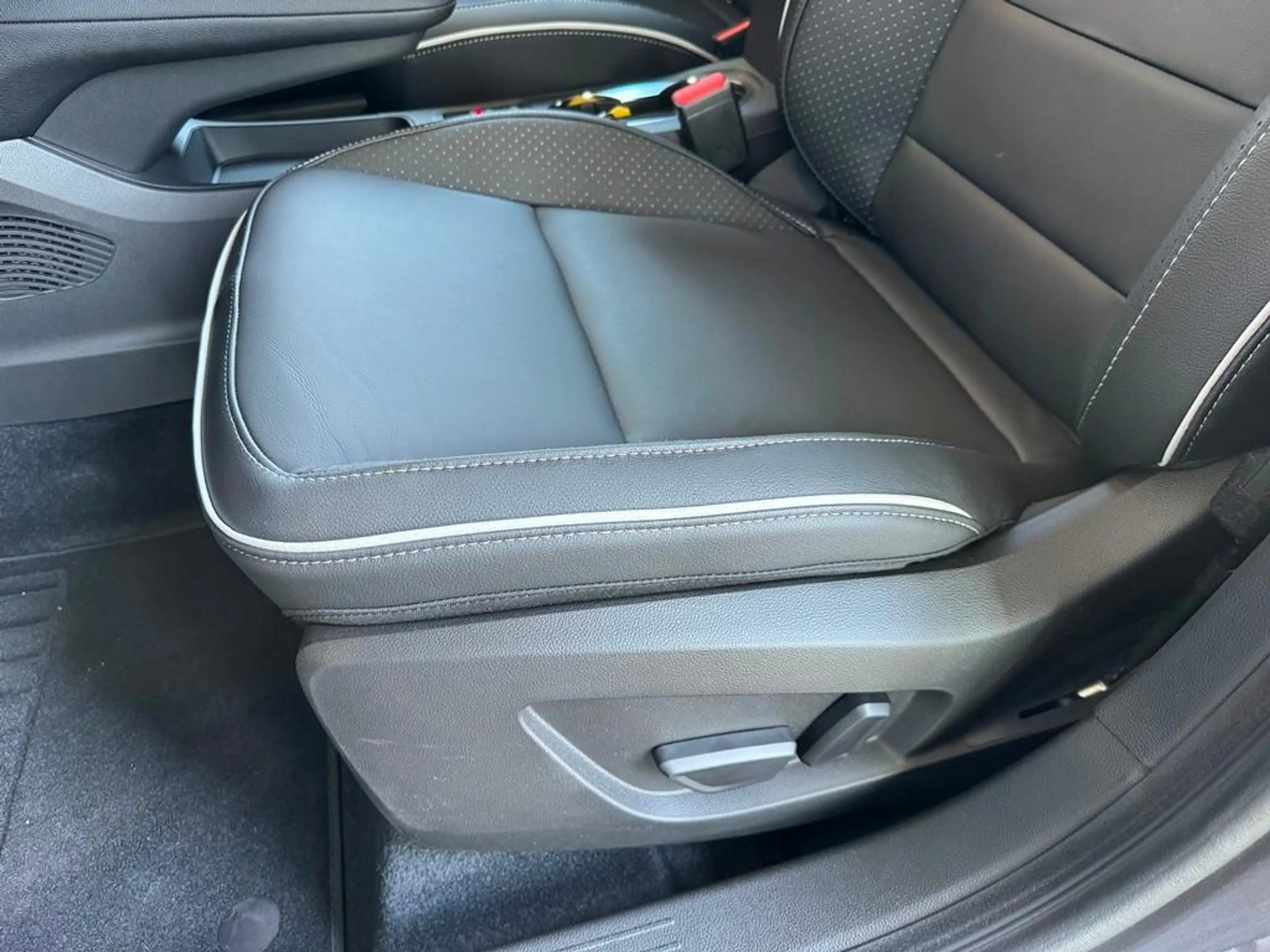 Mitsubishi Grandis 1.8 HEV Instyle | Rijklaar | Demo | All Season ban — photo 13
