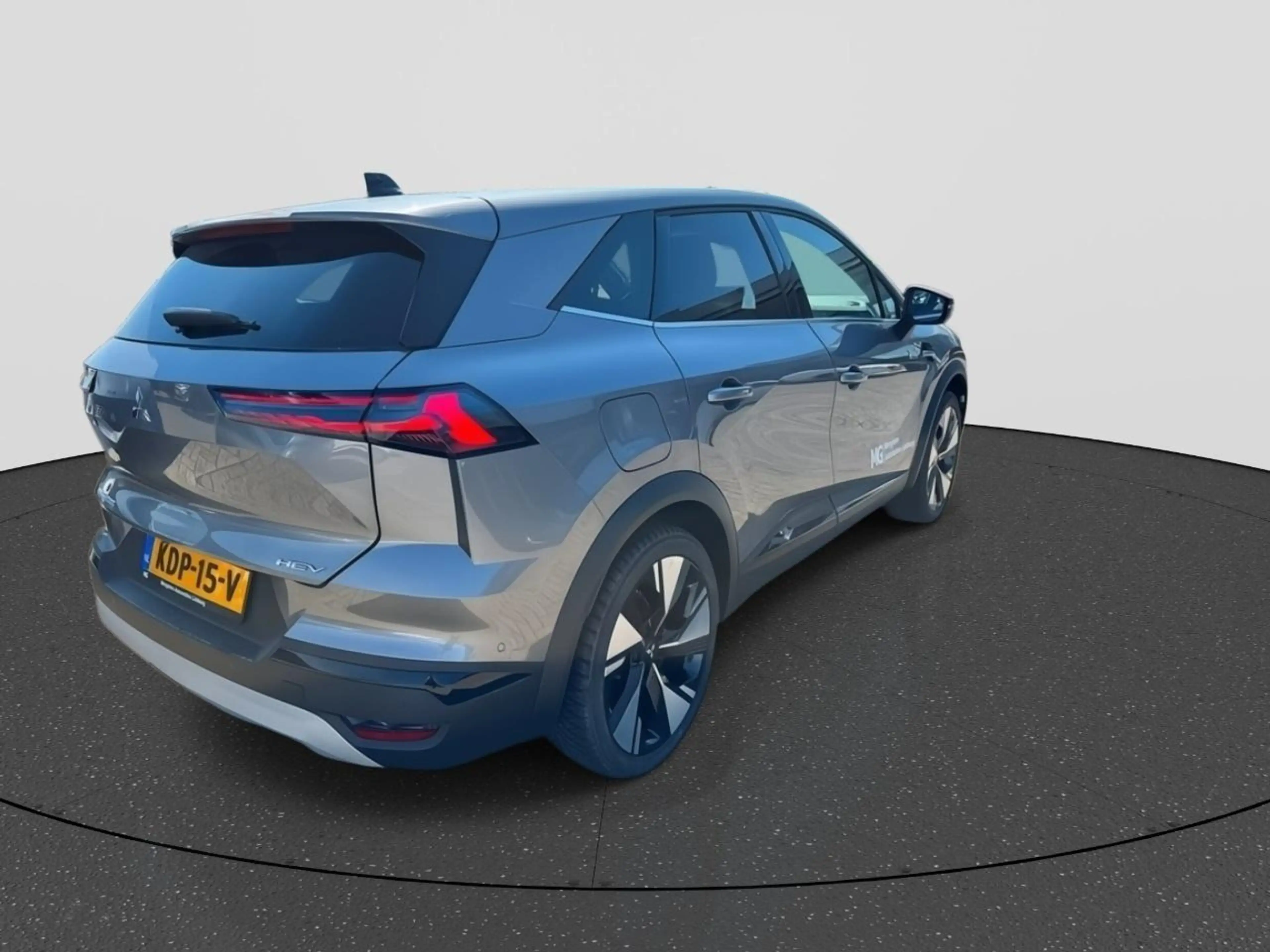 Mitsubishi Grandis 1.8 HEV Instyle | Rijklaar | Demo | All Season ban — photo 5