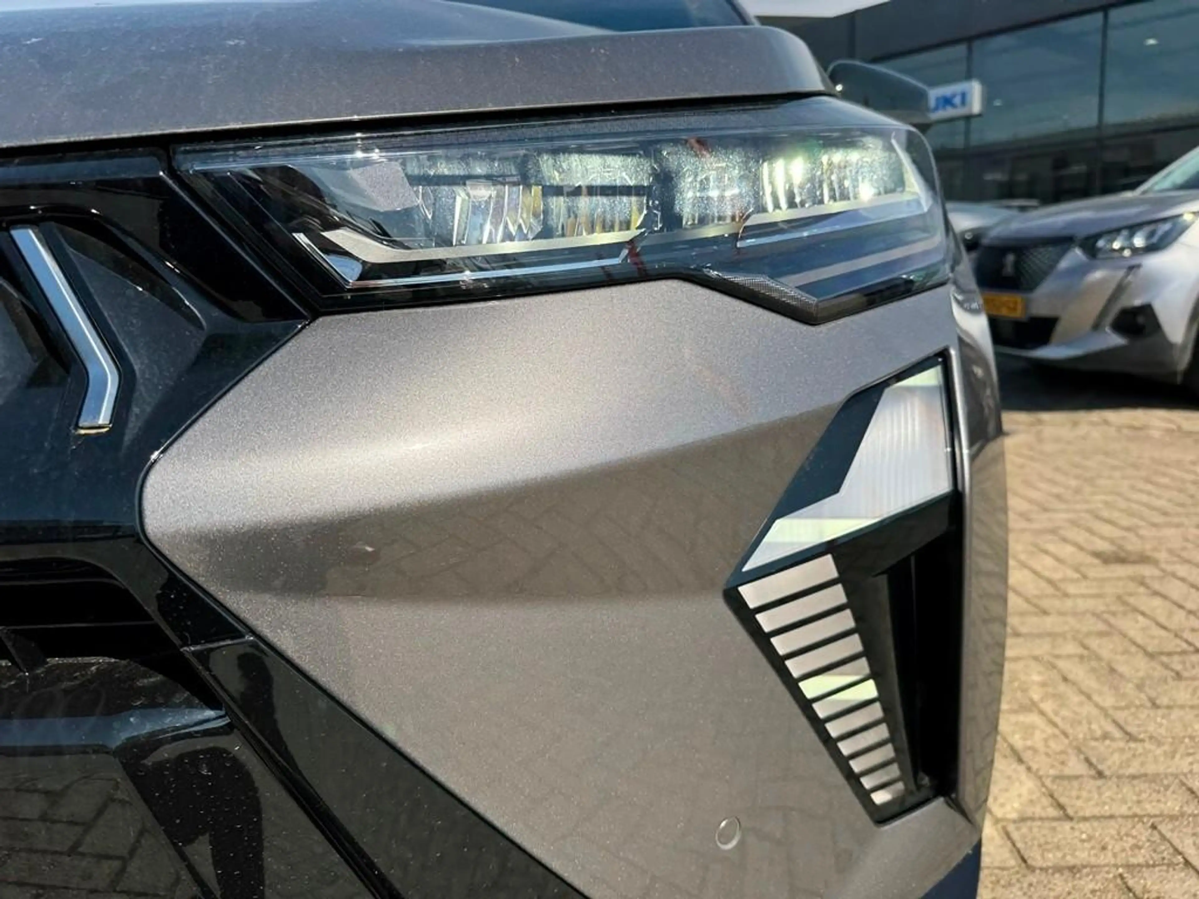 Mitsubishi Grandis 1.8 HEV Instyle | Rijklaar | Demo | All Season ban — photo 9