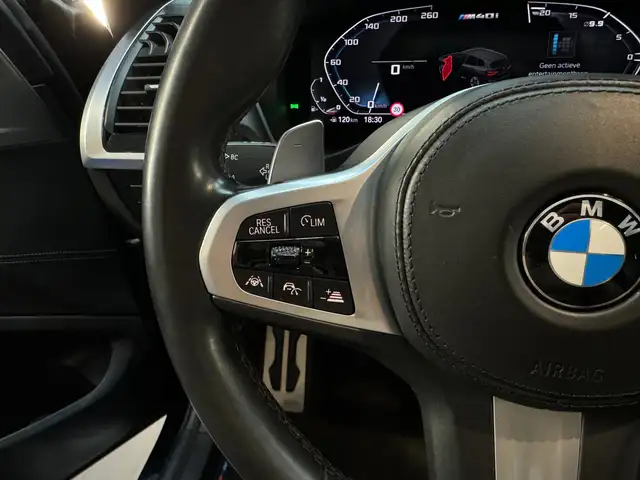 BMW X3 view 14