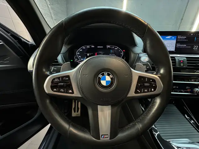 BMW X3 view 13