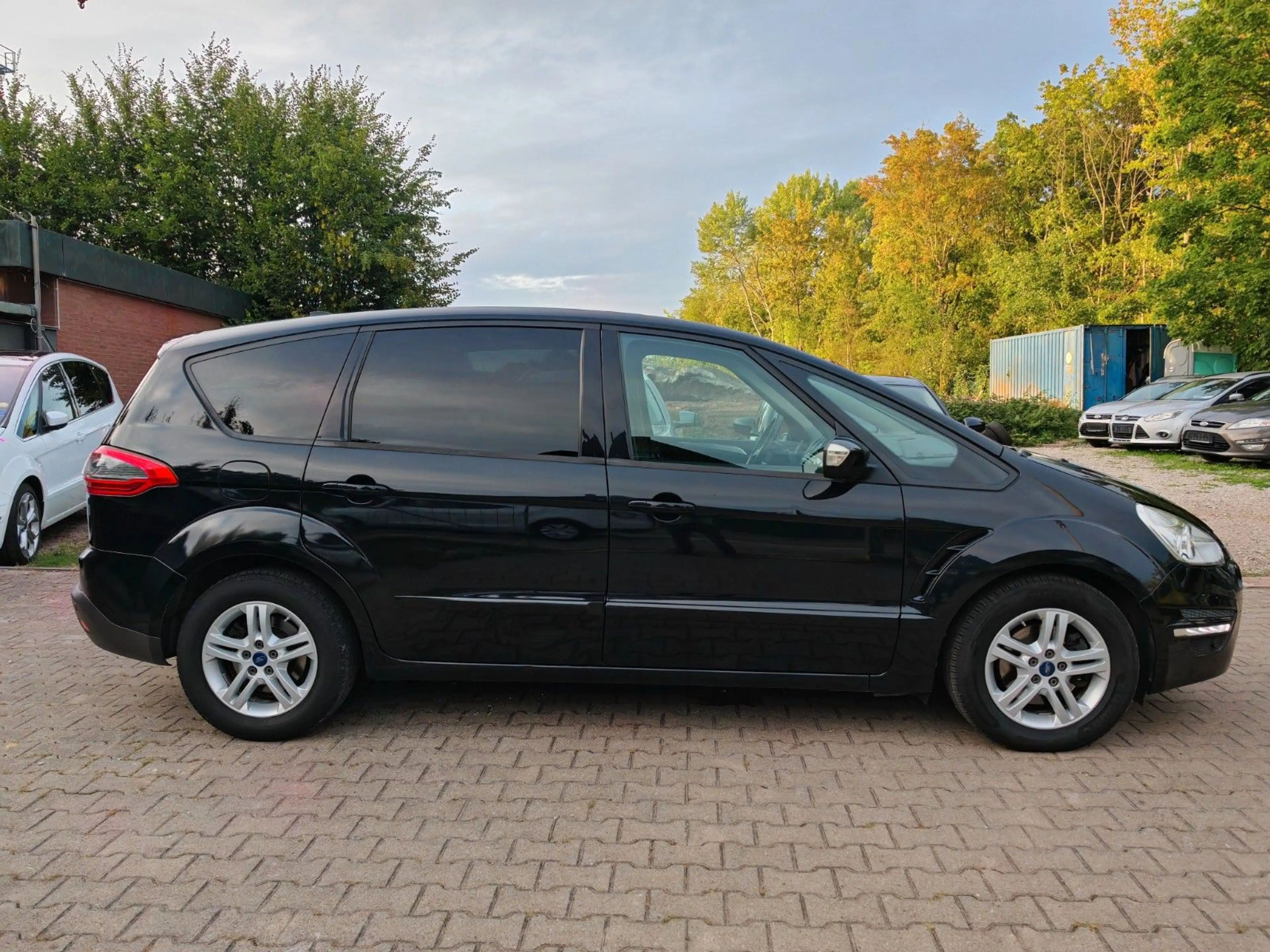 Ford S-Max Edition 2.0 TDCI 140 PS 7 Sitze  07.2027 — photo 6
