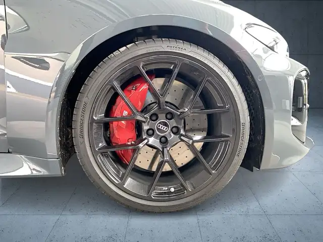 Audi RS5 view 7