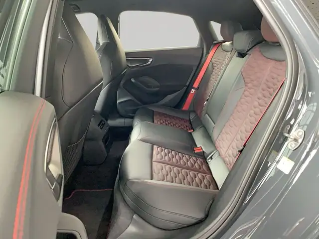 Audi RS5 view 12