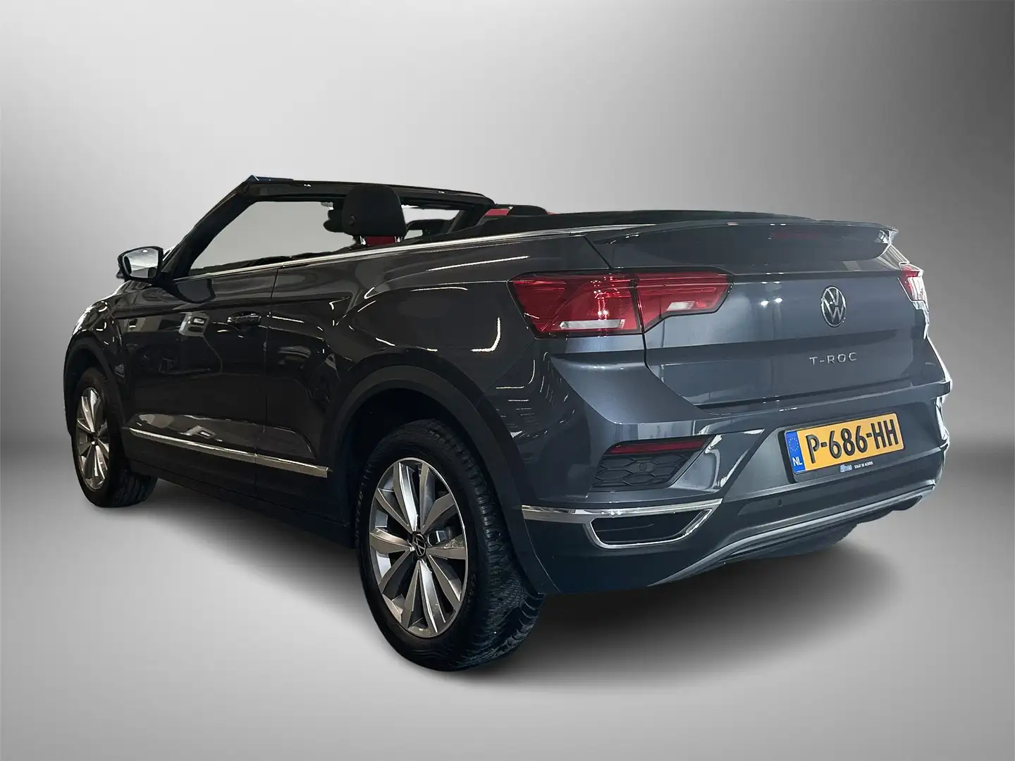 Volkswagen T-Roc Cabrio 1.0TSI 115pk Style | Navigatie | Stoelverwa Grijs - 2