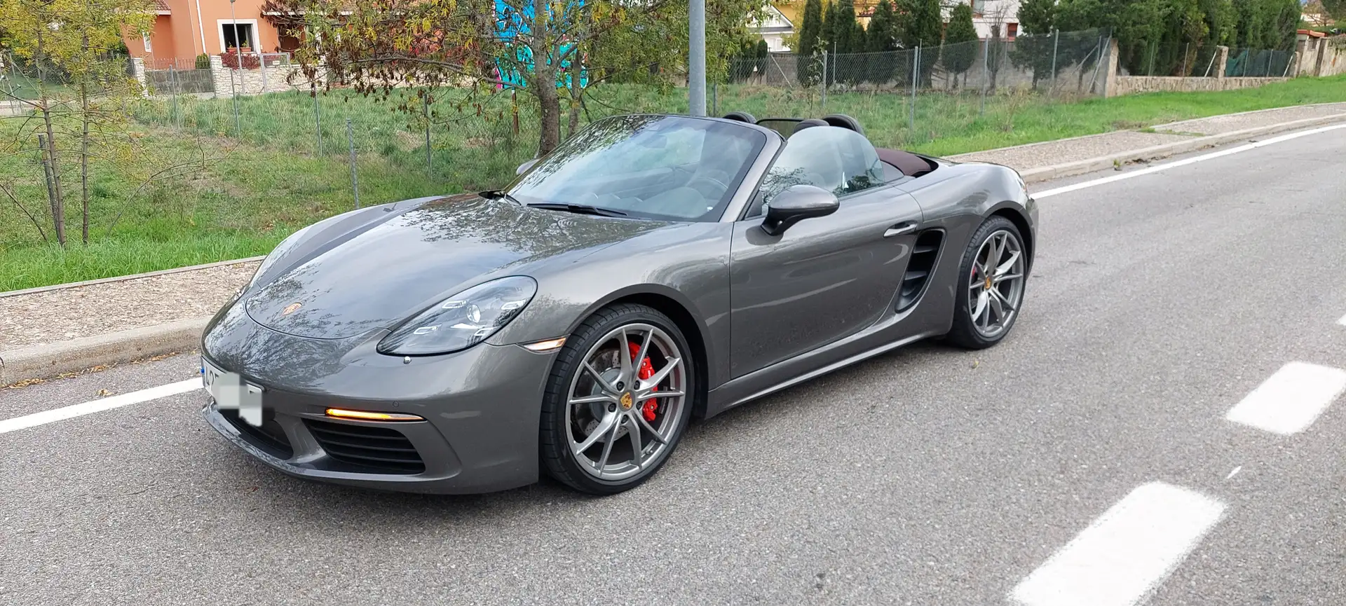 Porsche 718 Boxster S Gris - 1