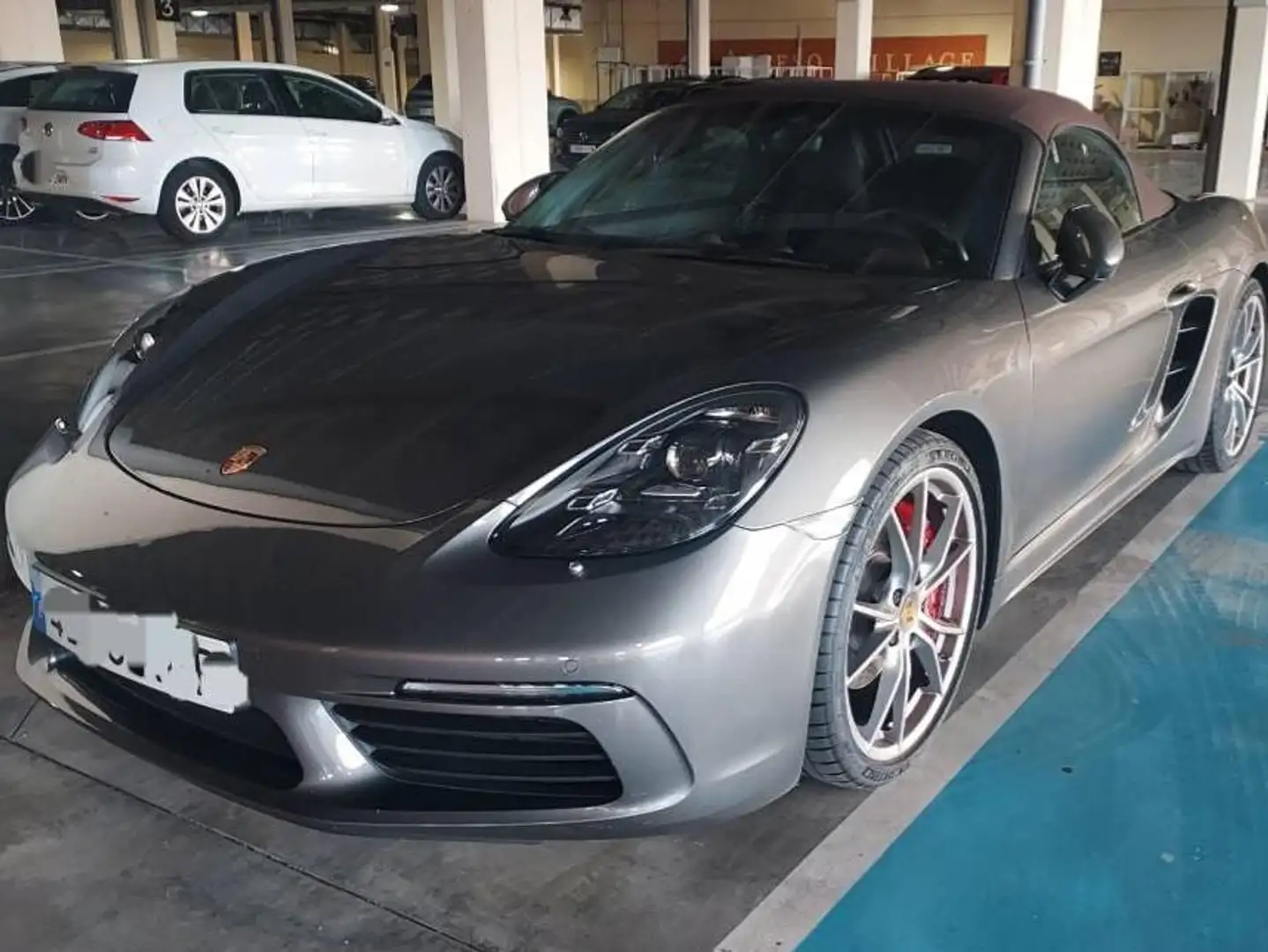 Porsche 718 Boxster S Gris - 1
