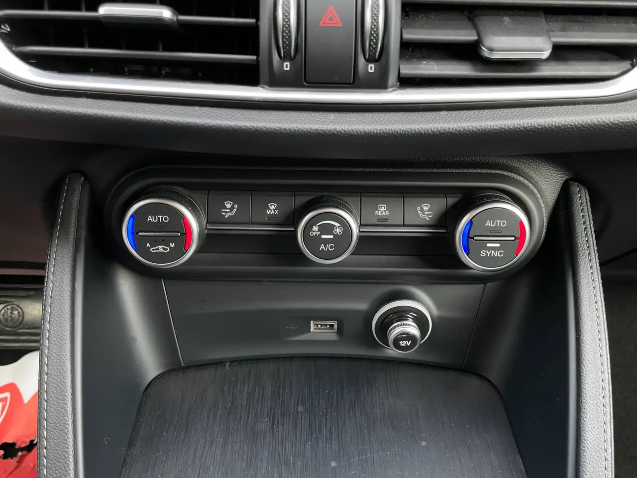 Alfa Romeo Stelvio 2021 — фото 15