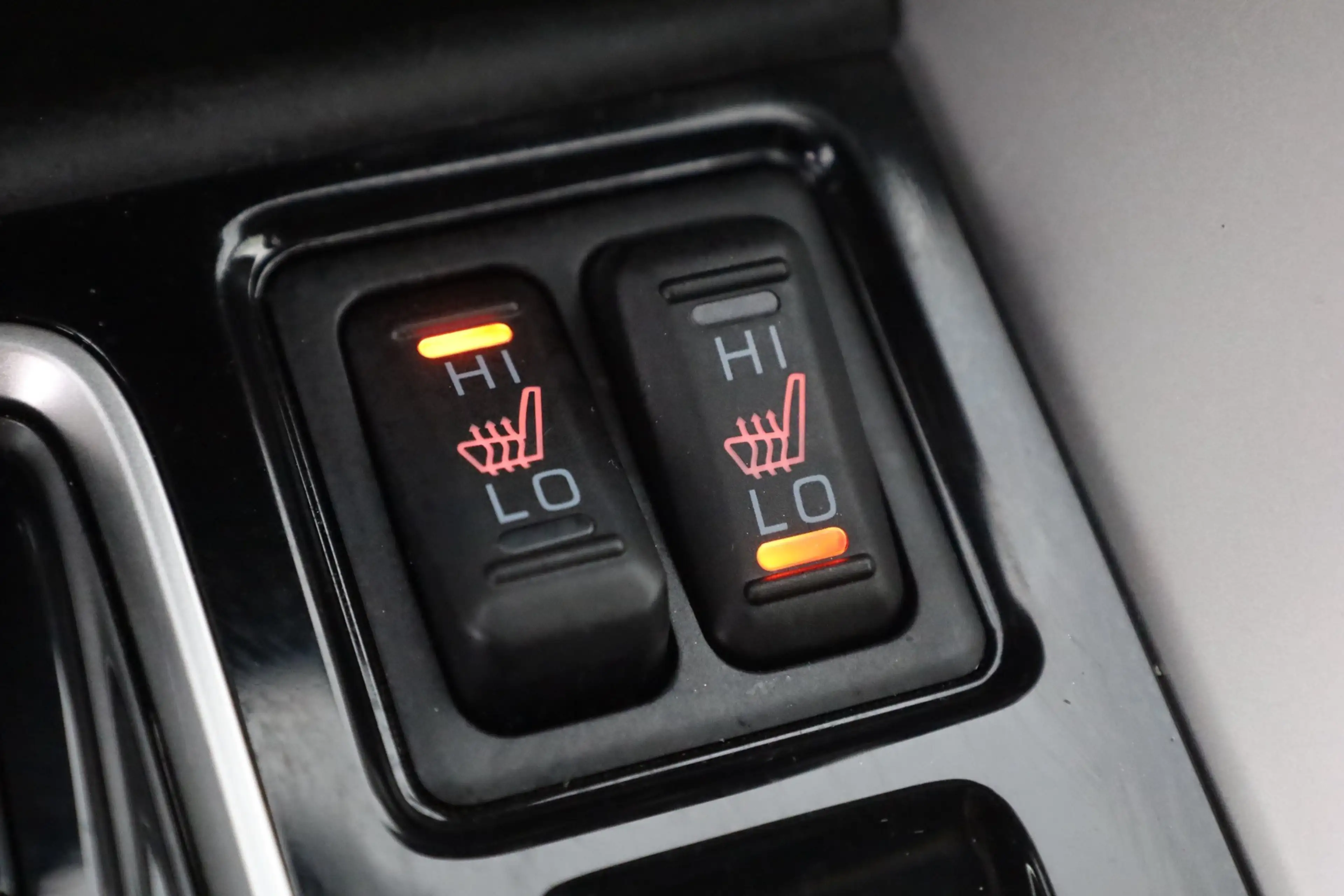 Mitsubishi Eclipse Cross 2.4 PHEV 4WD LED Navi 360° Head-Up — photo 14