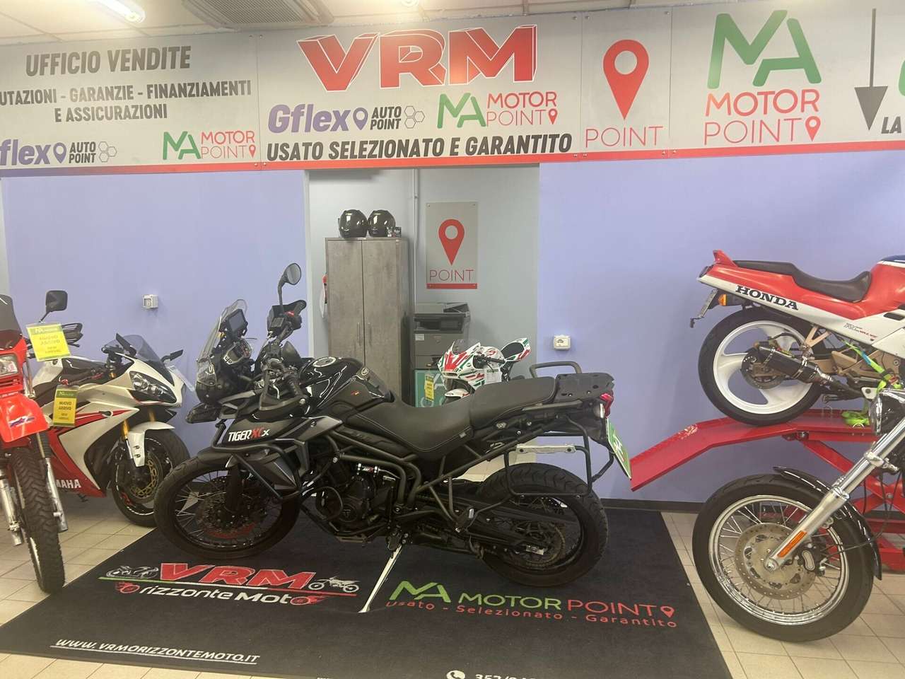 Triumph Tiger 800