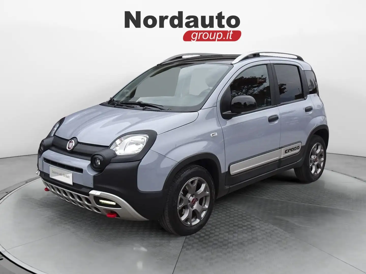 Fiat Panda Panda Cross 1.0 FireFly S&S Hybrid Grau - 1