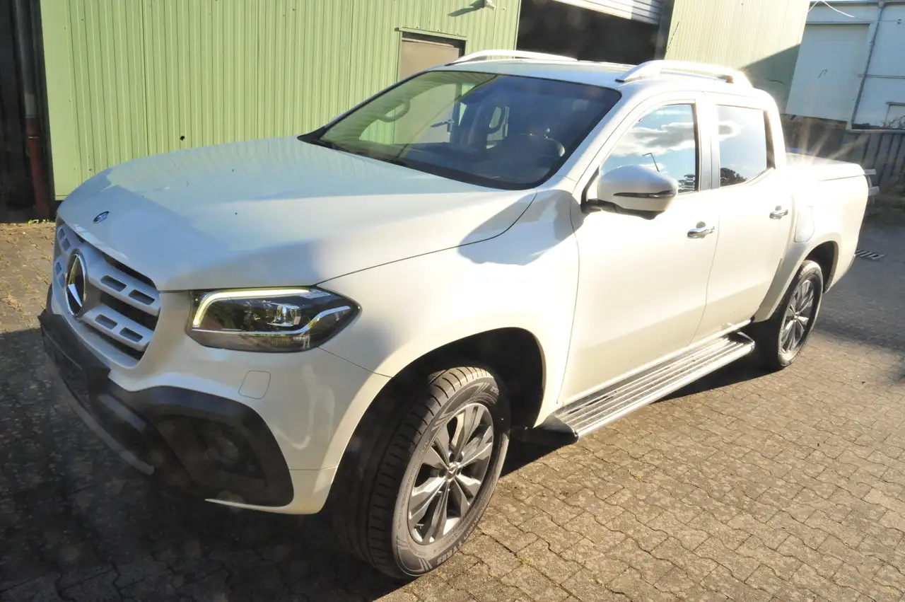 Mercedes-Benz X 250