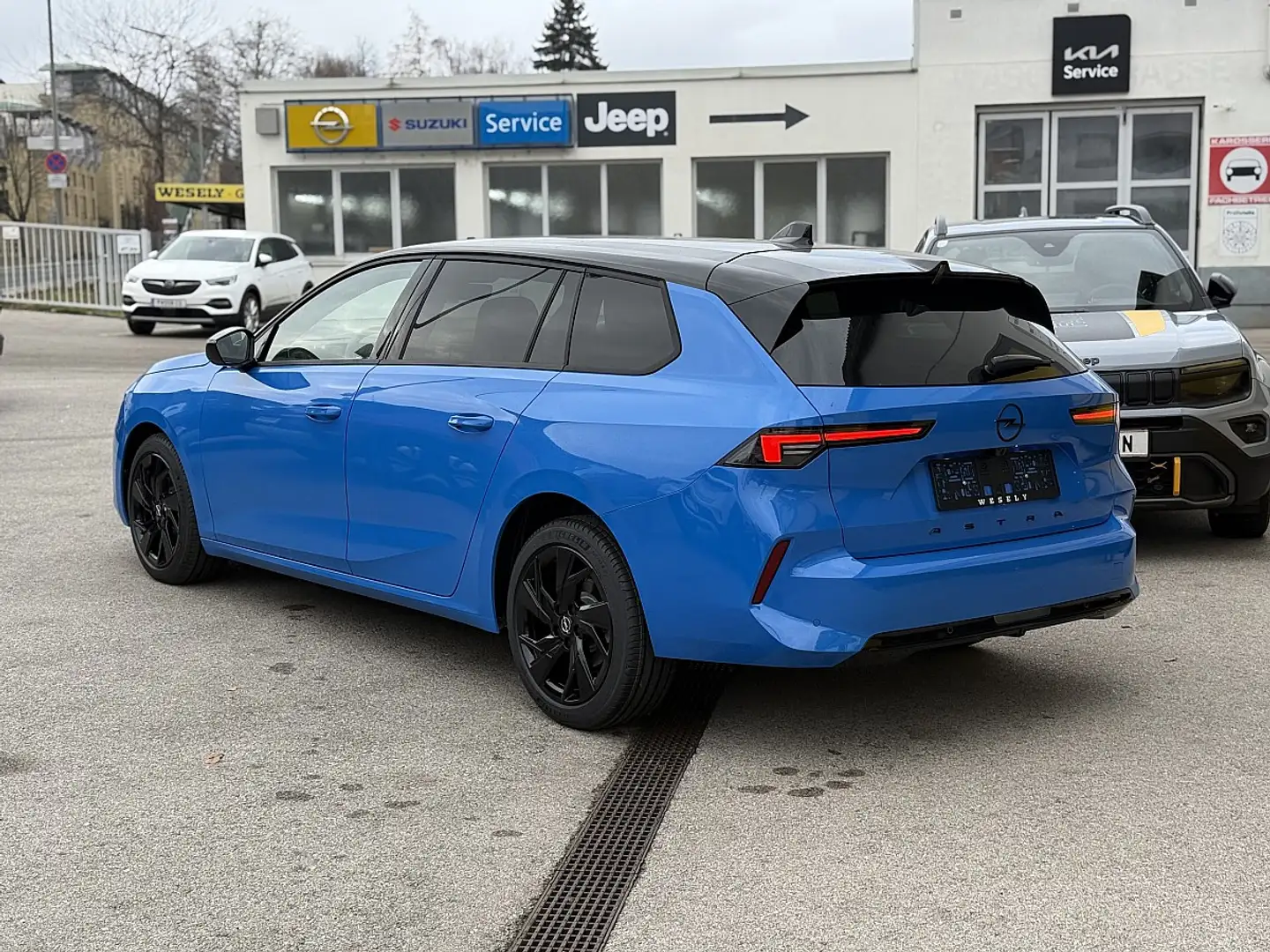 Opel Astra ST 1,2 Turbo GS Blau - 2