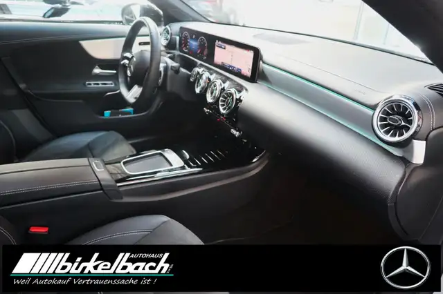 Mercedes-Benz Cla view 8