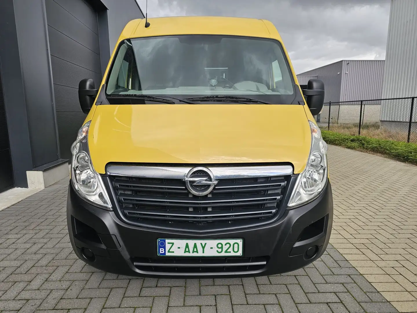 Opel Movano Movano 2.3 CDTI / L3H2 / Camera / Airco Geel - 2