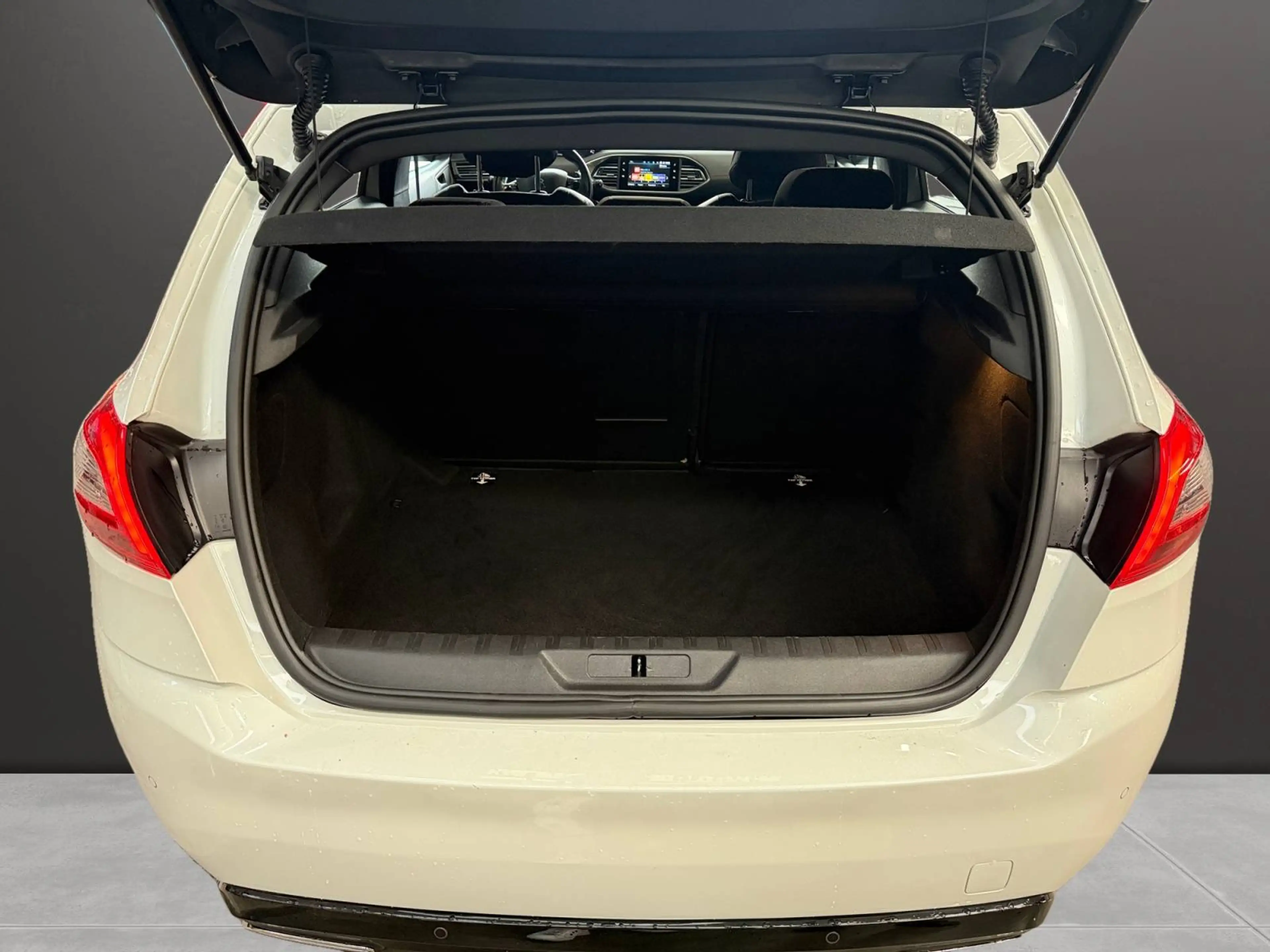 Peugeot 308 GT LINE 1.6 BLUEHDI 120 EAT6 | AUTOMATIK | NUR 50.000 KM | TOPZUSTAND | FULL-LED | NAVI — photo 15