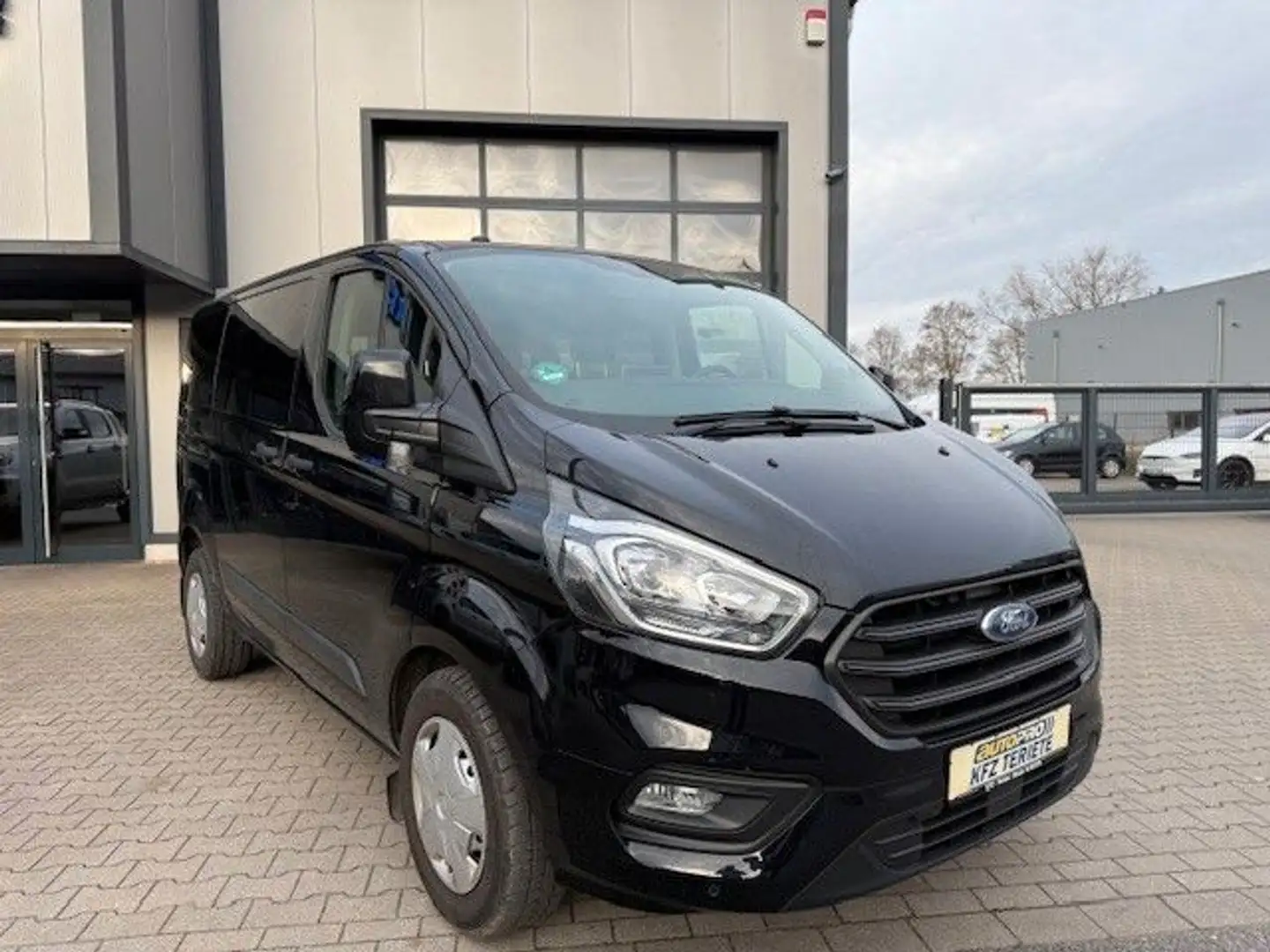 Ford Transit /Tourneo Custom Kombi320 L1 Trend 8 Sitze Schwarz - 1