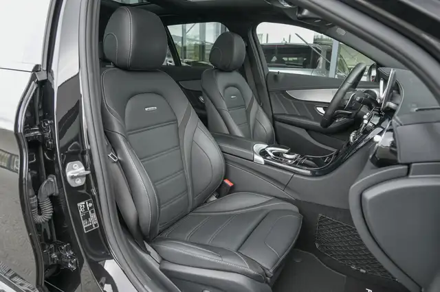 Mercedes-Benz C-Class view 13