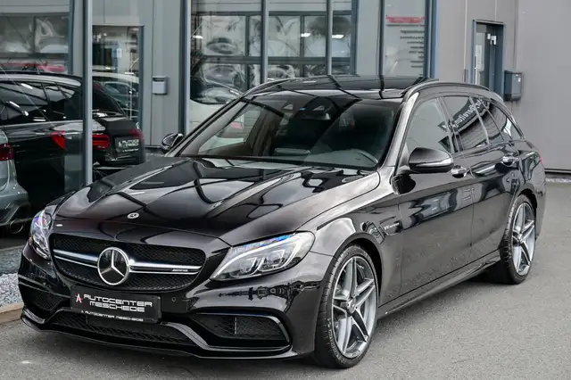 Mercedes-Benz C-Class view 2