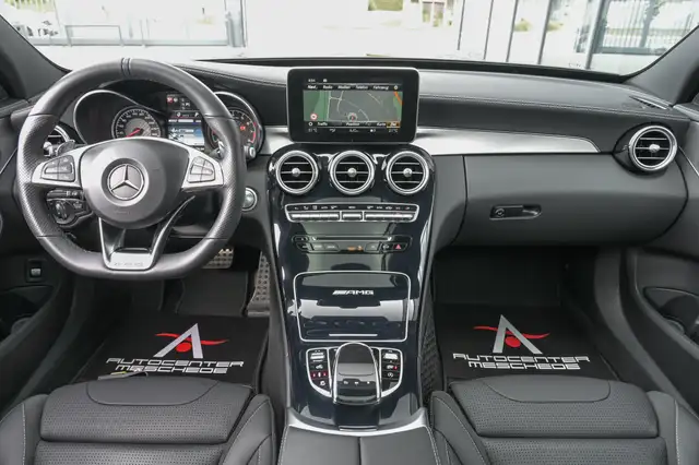 Mercedes-Benz C-Class view 10