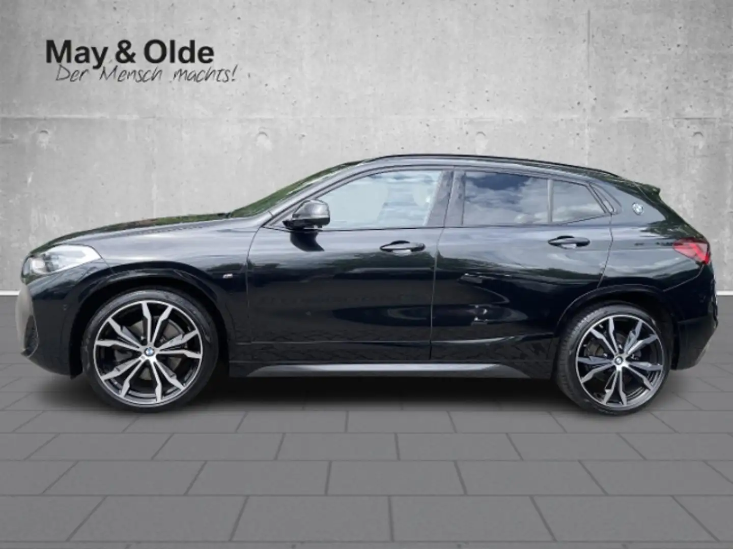 BMW X2 sDrive20i M-Sport HUD AHK Navi LED El. Heckklappe Zwart - 2