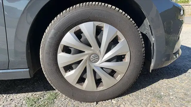 Volkswagen Polo view 17