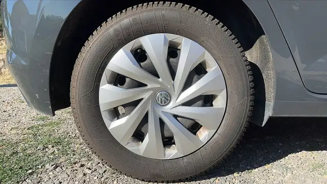 Volkswagen Polo view 16