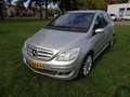 Mercedes-Benz B 200 gereserveerd Gris - thumbnail 1