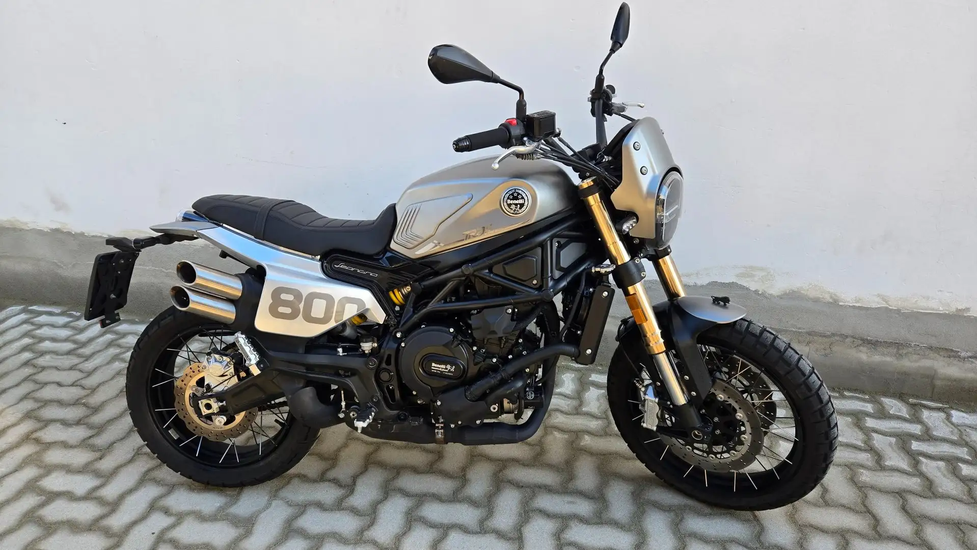 Benelli Leoncino 800 TRAIL ABS Grigio - 1