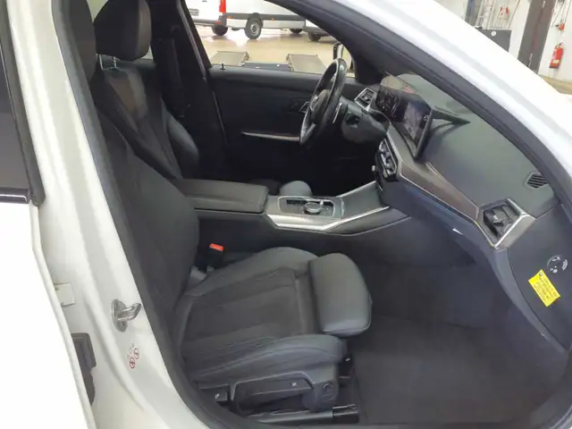 BMW M view 12