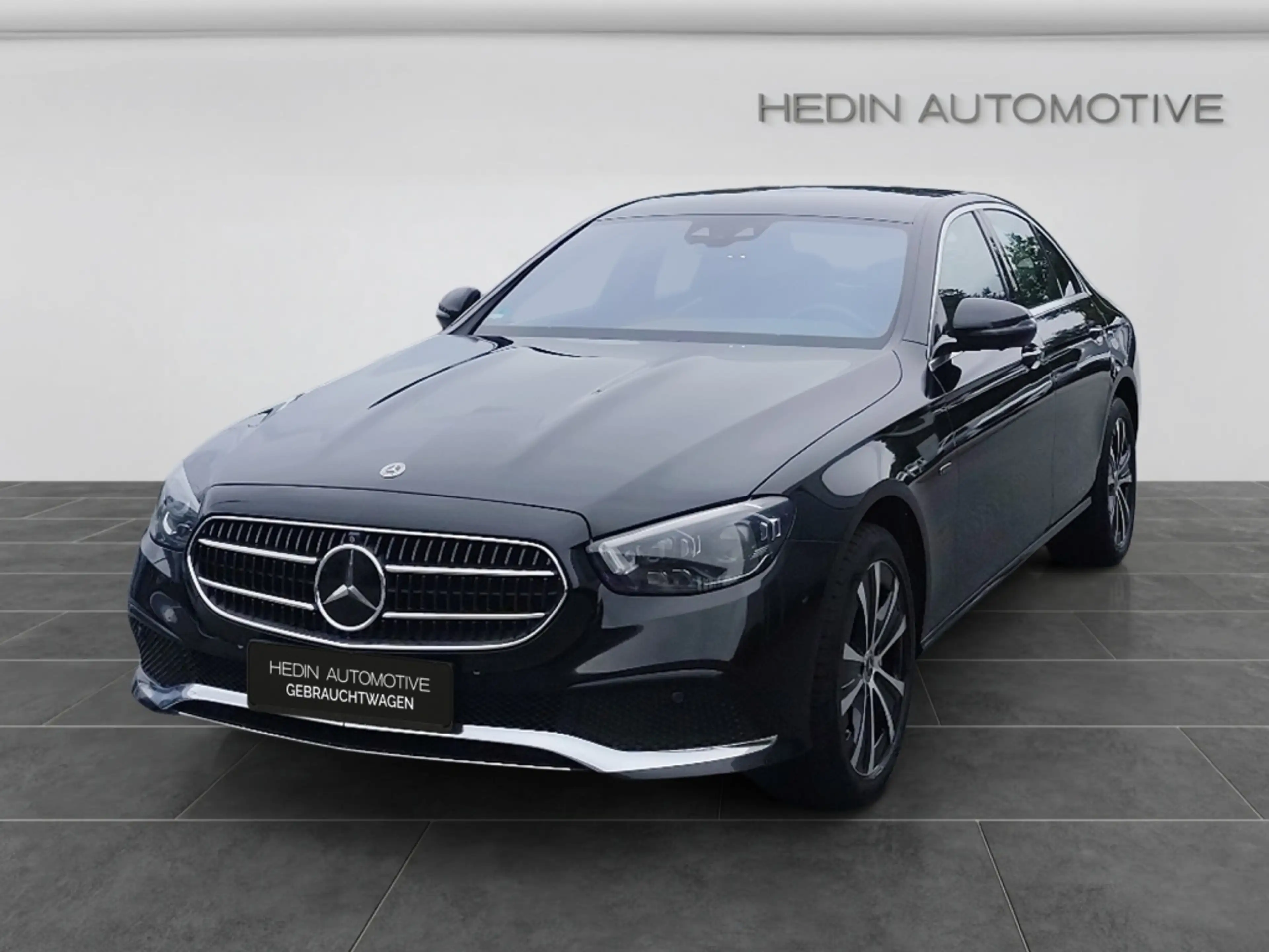 Mercedes-Benz E 300 de 4M Limousine AVANTGARDE|MBEAM|360°|DISTR — photo 2