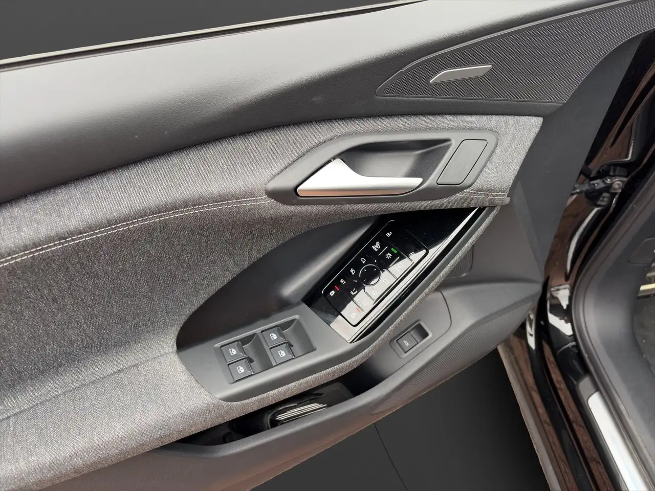 Audi Q6 e-tron Sportback QUATTRO+2xS-LINE+HUD+TECHPRO 3