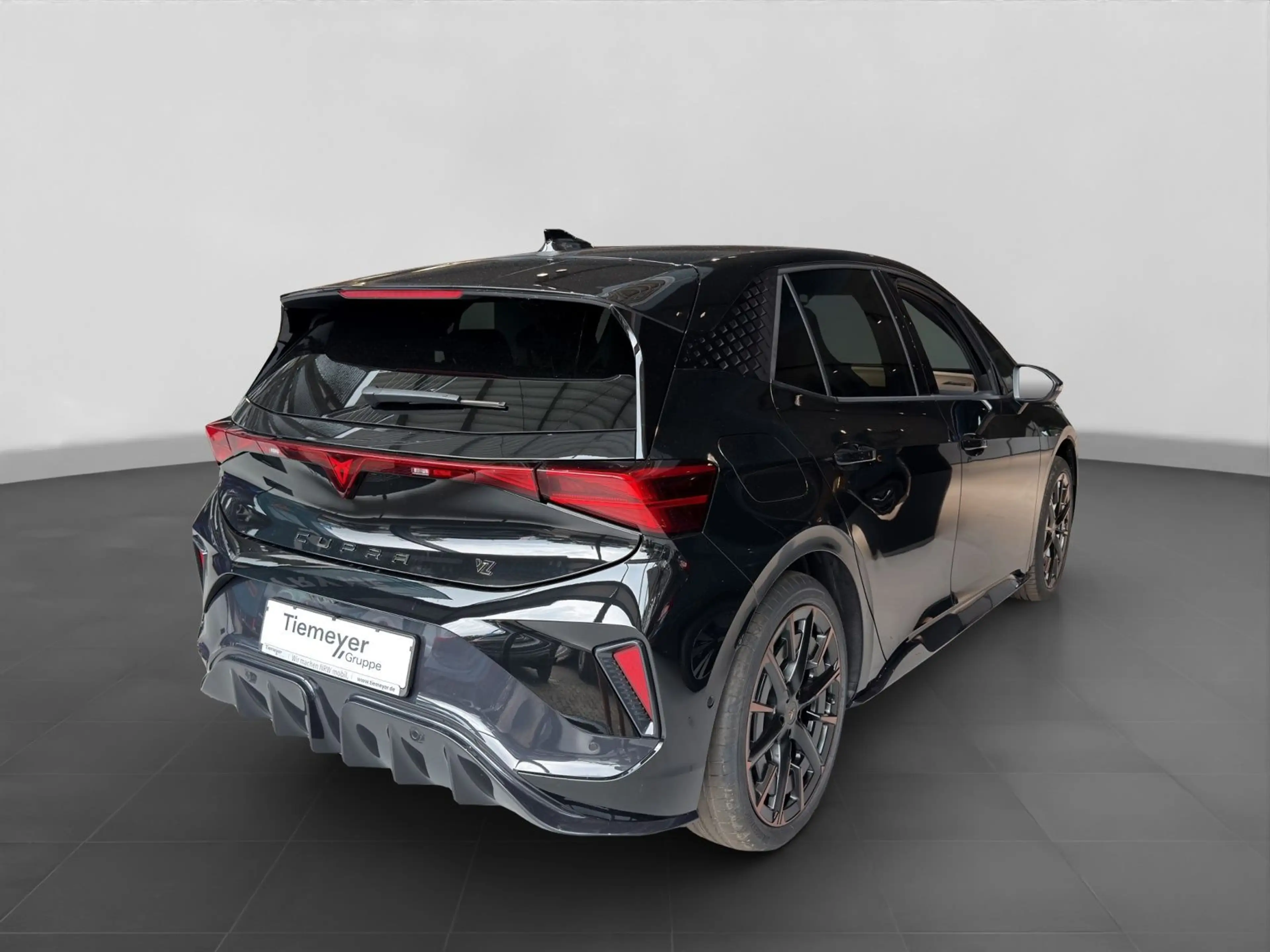 CUPRA Born VZ NAVI HuD STHZ LM20 CLIMA ACC DCC — photo 3
