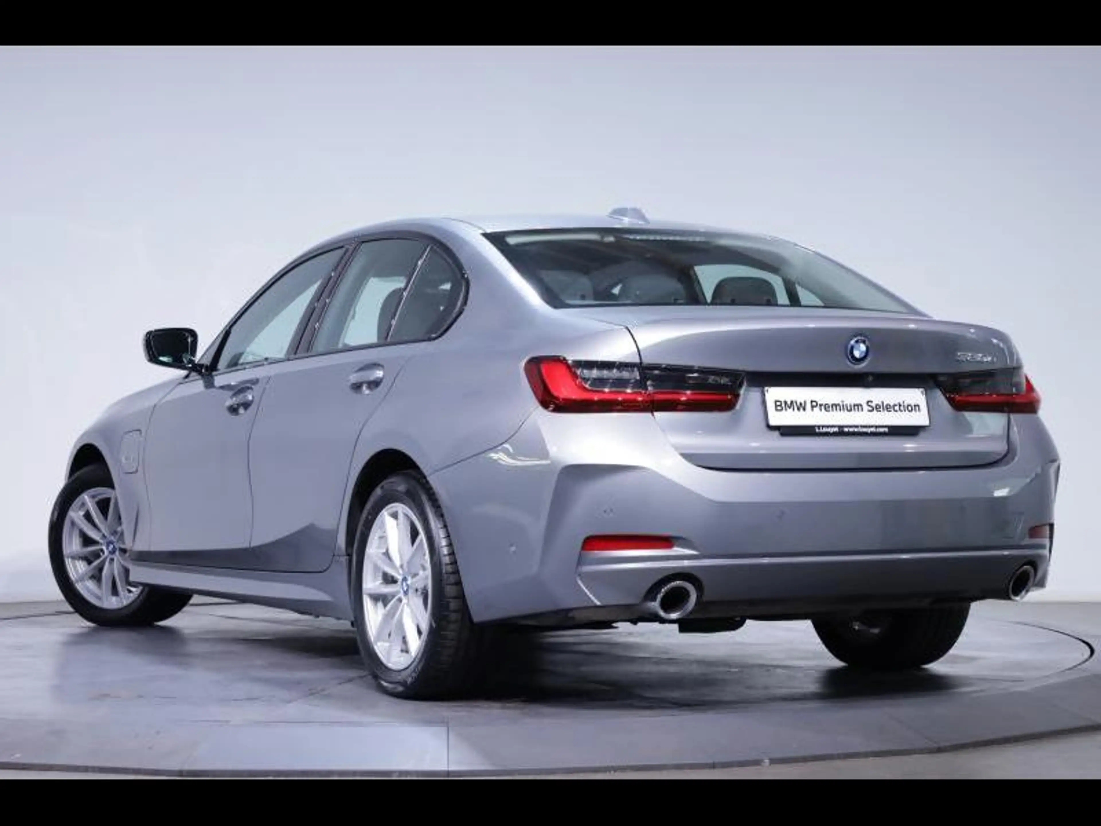 BMW 320 e Berline — photo 5