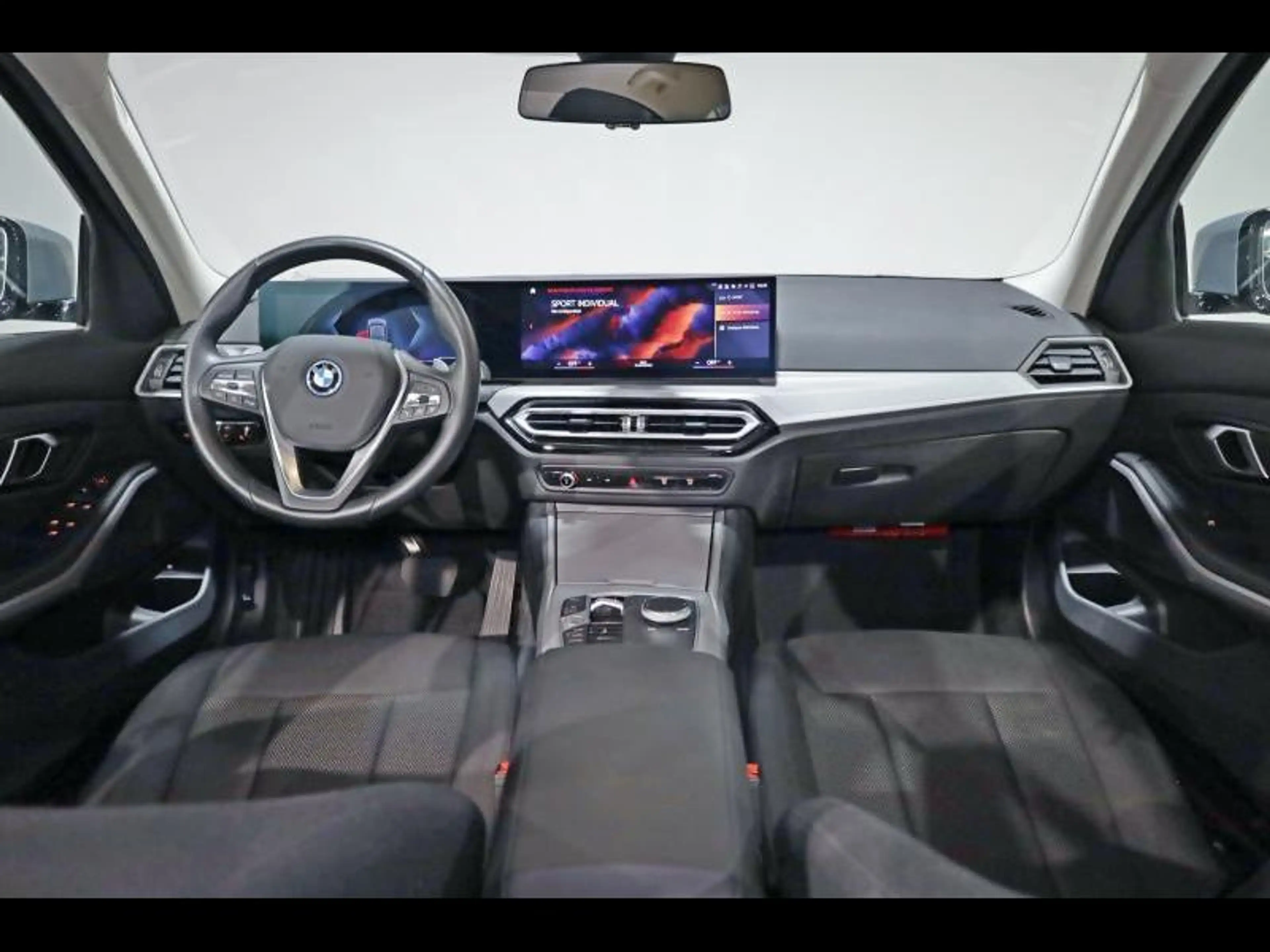 BMW 320 e Berline — photo 7