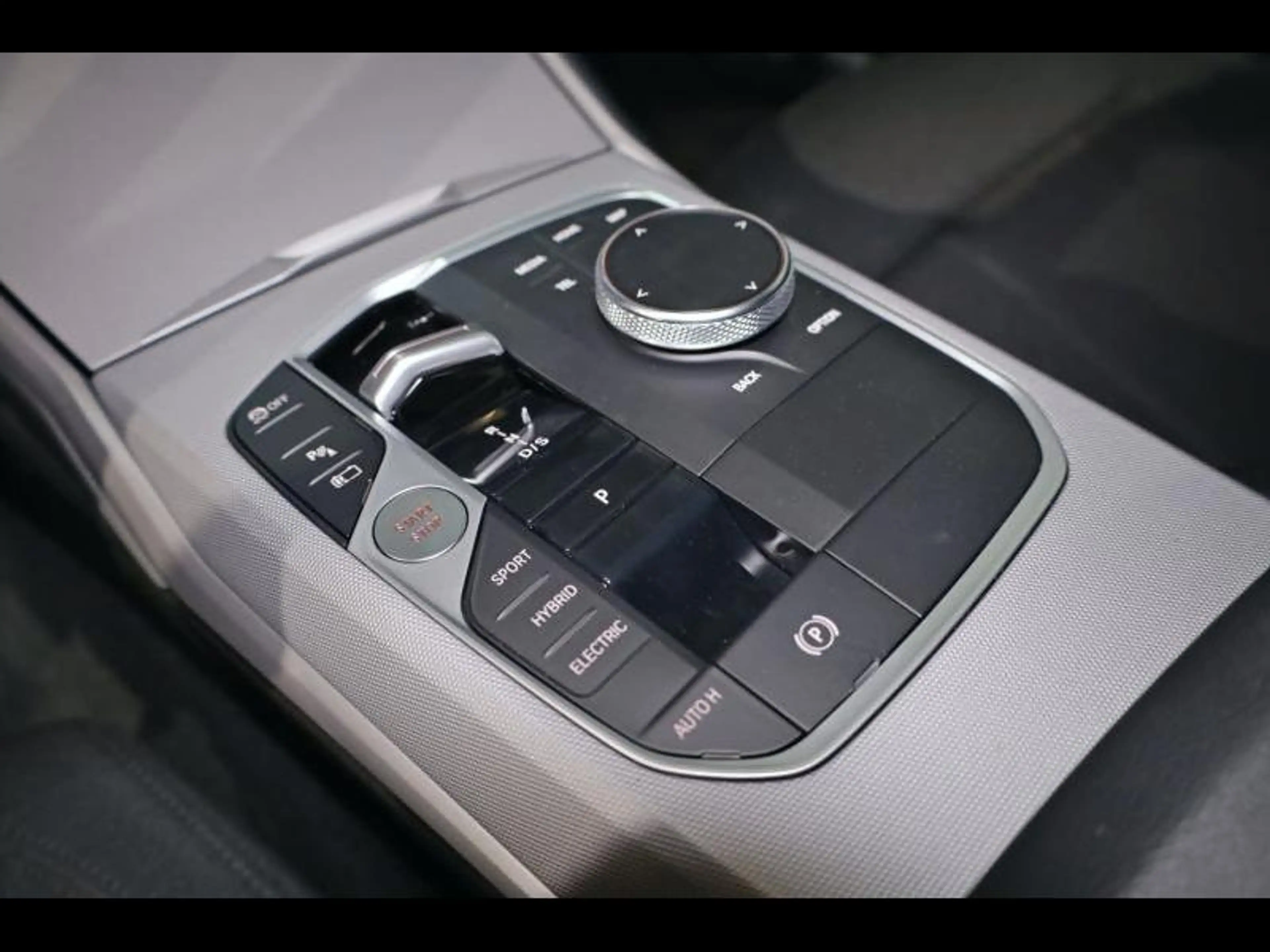 BMW 320 e Berline — photo 12