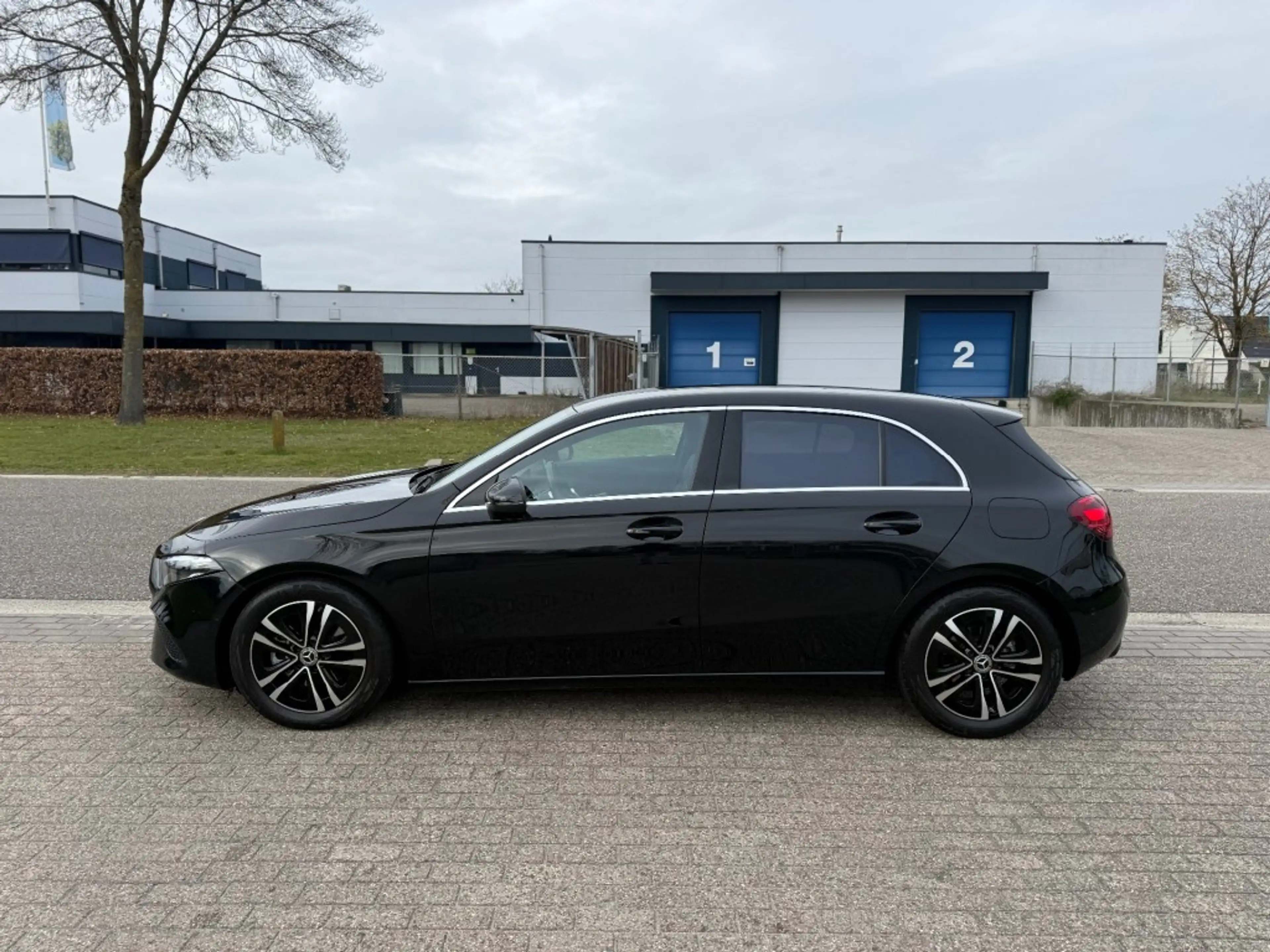 Mercedes-Benz A 180 180 Star Edition Luxury Line Navi Camera — photo 5
