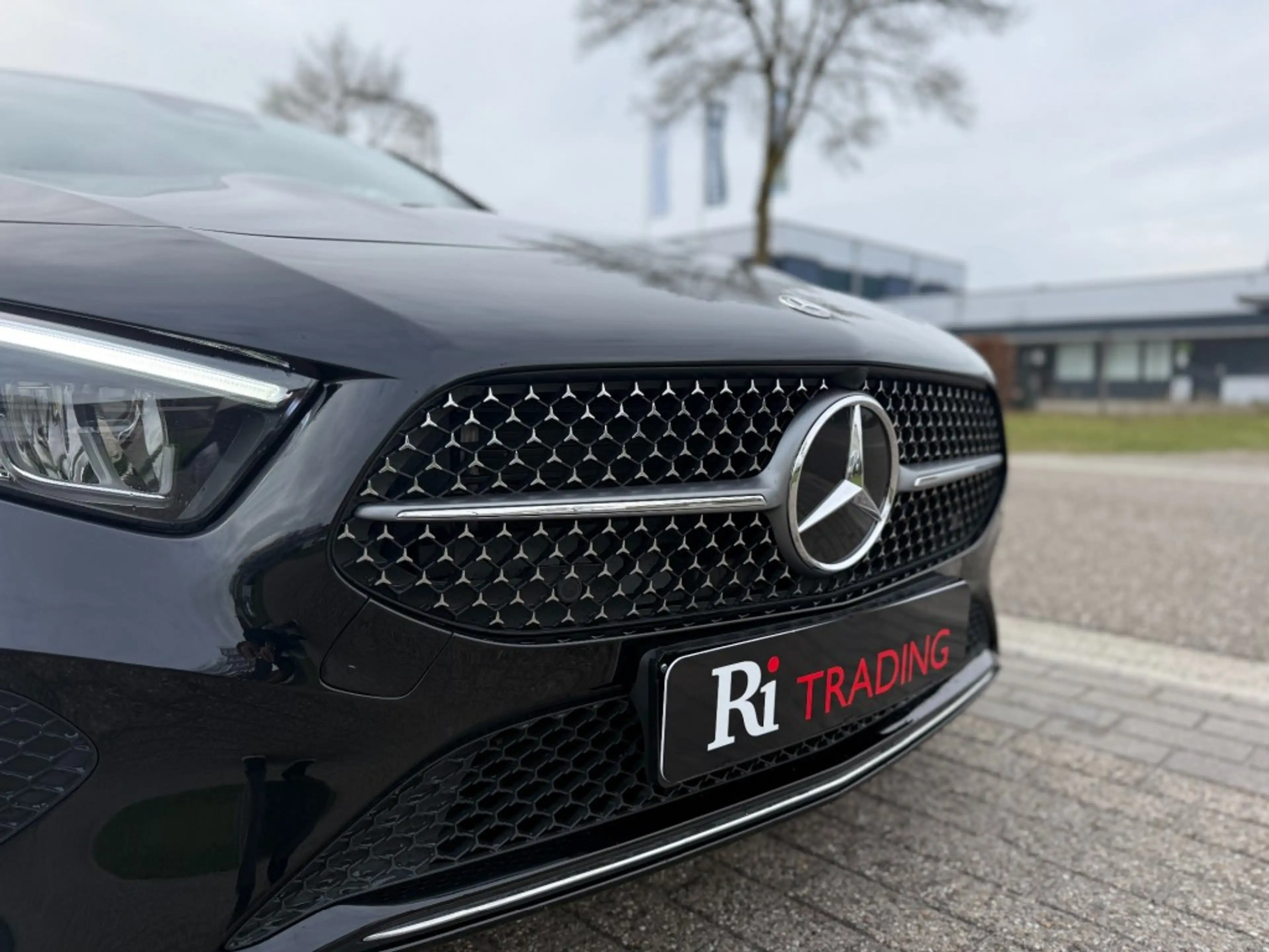 Mercedes-Benz A 180 180 Star Edition Luxury Line Navi Camera — photo 8
