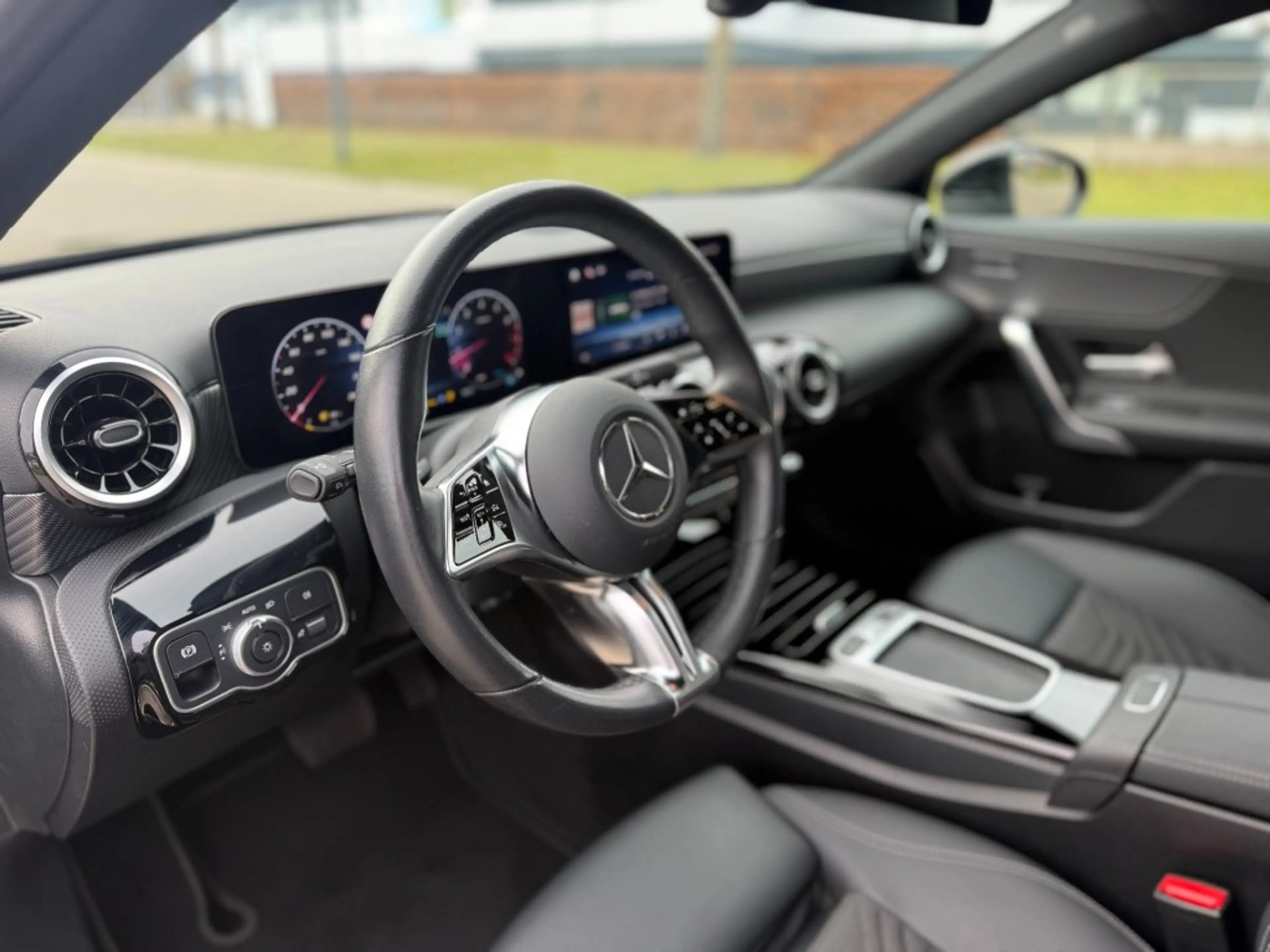 Mercedes-Benz A 180 180 Star Edition Luxury Line Navi Camera — photo 14